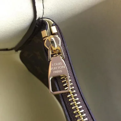 Сумка Louis Vuitton Monogram Canvas NeoNoe M40649 "Brown" фото № 9 Сумка Louis Vuitton Monogram Canvas NeoNoe M40649 "Brown" фото № 9