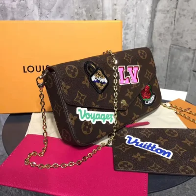 Клатч Louis Vuitton M61276 Pochette Felicie Monogram Canvas "Brown" фото № 3