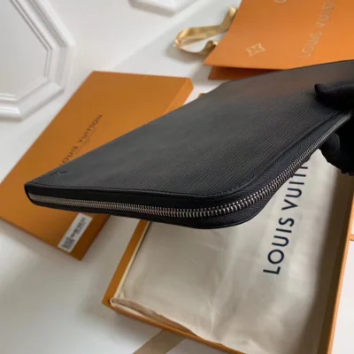 Клатч Louis Vuitton Pochette Jour GM M64153 Epi Leather "Black" фото № 6