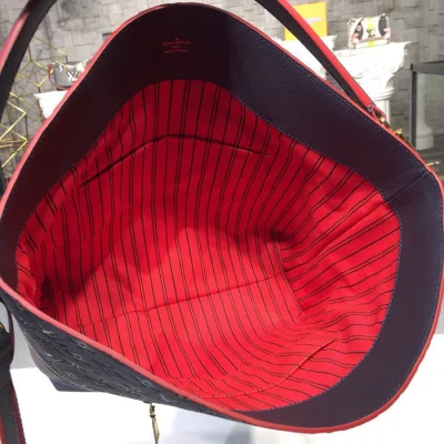 Сумка Louis Vuitton Melie M44012 Monogram Empreinte Leather Marine Rouge "Navy Blue" фото № 8