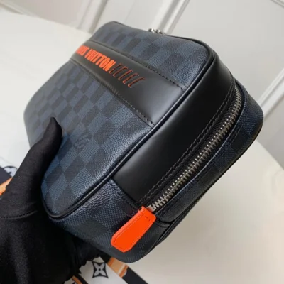 Косметичка Louis Vuitton Toilet Pouch GM N60245 Damier Cobalt Canvas "Navy Blue" фото № 4