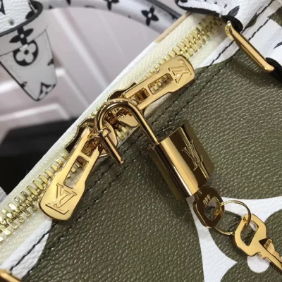 Сумка Louis Vuitton Keepall Bandouliere 50 M44590 Monogram Coated Canvas Khaki "Green" фото № 6 Сумка Louis Vuitton Keepall Bandouliere 50 M44590 Monogram Coated Canvas Khaki "Green" фото № 6