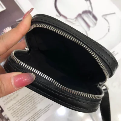 Сумка Louis Vuitton Danube PM M55120 Epi Leather "Black" фото № 9