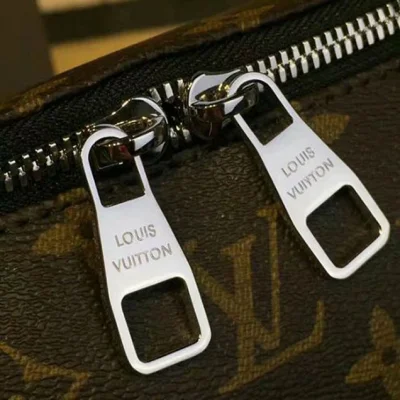 Портфель Louis Vuitton M40868 Porte Documents Jour Briefcase Monogram Canvas "Brown" фото № 5 Портфель Louis Vuitton M40868 Porte Documents Jour Briefcase Monogram Canvas "Brown" фото № 5