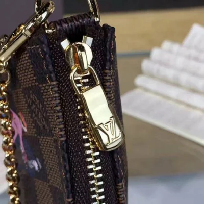 Сумка Louis Vuitton N41667 Mini Pochette Accessoires Damier Ebene Canvas "Brown" фото № 8