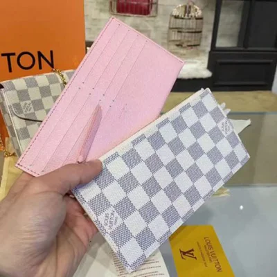 Клатч Louis Vuitton N63106 Pochette Felicie Crossbody Bag Damier Azur Canvas "White" фото № 10