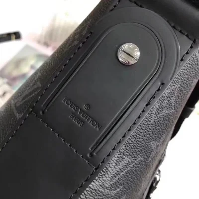 Сумка Louis Vuitton Monogram Eclipse Canvas Odyssey Messenger MM M44224 "Black" фото № 5