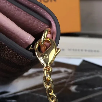 Кошелек Louis Vuitton Damier Ebene Canvas Croisette Wallet N61273 "Brown" фото № 6 Кошелек Louis Vuitton Damier Ebene Canvas Croisette Wallet N61273 "Brown" фото № 6