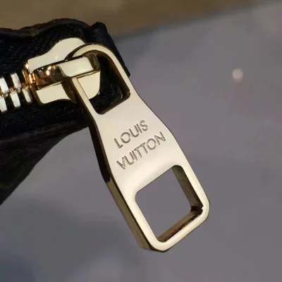 Косметичка Louis Vuitton Pallas Beauty Case M64124 Monogram Canvas "Brown" фото № 8