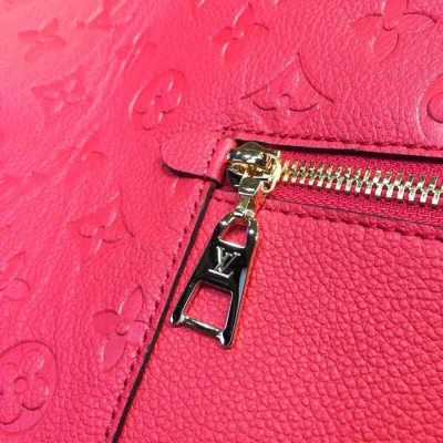 Сумка Louis Vuitton Melie M44013 Monogram Empreinte Leather "Red" фото № 6 Сумка Louis Vuitton Melie M44013 Monogram Empreinte Leather "Red" фото № 6