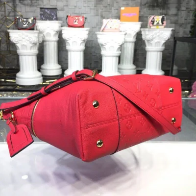 Сумка Louis Vuitton Melie M44013 Monogram Empreinte Leather "Red" фото № 5 Сумка Louis Vuitton Melie M44013 Monogram Empreinte Leather "Red" фото № 5
