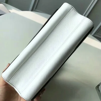 Сумка Louis Vuitton Twist MM M52581 Monogram Canvas "Brown" фото № 7 Сумка Louis Vuitton Twist MM M52581 Monogram Canvas "Brown" фото № 7