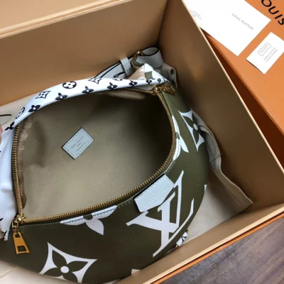 Сумка Louis Vuitton Bumbag M44611 Monogram Coated Canvas Khaki "Green" фото № 9
