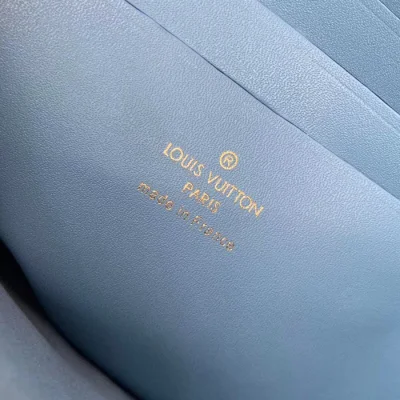 Клатч Louis Vuitton New Wave Zip Pochette M67538 "Denim Blue" фото № 10
