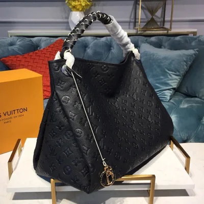 Сумка Louis Vuitton Artsy MM M52731 Monogram Empreinte Leather "Black" фото № 5