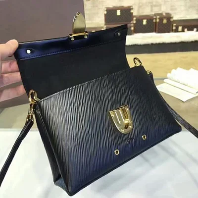 Сумка Louis Vuitton M51519 One Handle Shoulder Bag Epi Leather "Black" фото № 9 Сумка Louis Vuitton M51519 One Handle Shoulder Bag Epi Leather "Black" фото № 9