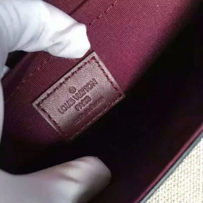 Сумка Louis Vuitton M61267 Pochette Felicie Crossbody Bag Monogram Vernis "Chocolate" фото № 10 Сумка Louis Vuitton M61267 Pochette Felicie Crossbody Bag Monogram Vernis "Chocolate" фото № 10