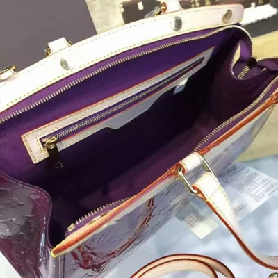 Сумка Louis Vuitton M90106 Brea MM Tote Bag Monogram Vernis "Purple" фото № 10