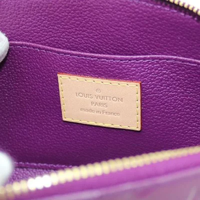 Косметичка Louis Vuitton M90157 Cosmetic Pouch Monogram Vernis "Purple" фото № 8