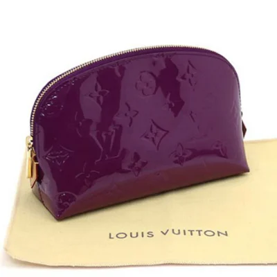 Косметичка Louis Vuitton M90157 Cosmetic Pouch Monogram Vernis "Purple" фото № 9