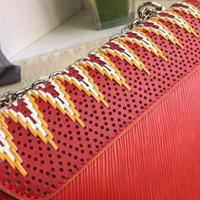 Сумка Louis Vuitton Twist MM M54721 Epi Leather "Pink" фото № 7