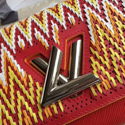 Сумка Louis Vuitton Twist MM M54721 Epi Leather "Pink" фото № 6