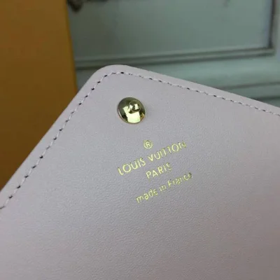 Клатч Louis Vuitton Pochette Kirigami M62034 Monogram Canvas "Brown" фото № 10 Клатч Louis Vuitton Pochette Kirigami M62034 Monogram Canvas "Brown" фото № 10