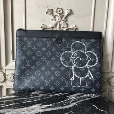 Клатч Louis Vuitton Monogram Eclipse Canvas Pochette Apollo M62904 "Black" фото № 2