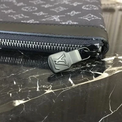 Клатч Louis Vuitton Monogram Eclipse Canvas Pochette Apollo M62904 "Black" фото № 8