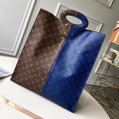 Сумка Louis Vuitton Monogram Canvas Tote M43860 "Brown" фото № 2