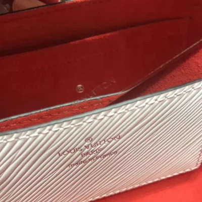 Сумка Louis Vuitton Twist PM M52506 Epi Leather "White" фото № 10