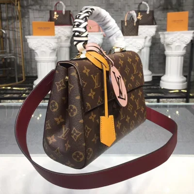 Сумка Louis Vuitton Cluny BB M43982 Monogram Canvas "Brown" фото № 3