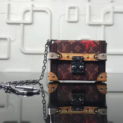 Сумка Louis Vuitton Essential Trunk M63779 Monogram Canvas "Brown" фото № 2