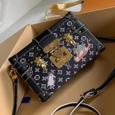 Сумка Louis Vuitton Petite Malle M44437 Monogram Canvas And White "Black" фото № 2