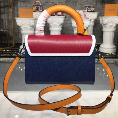 Сумка Louis Vuitton Twist MM M52513 Epi Leather "Navy Blue" фото № 4