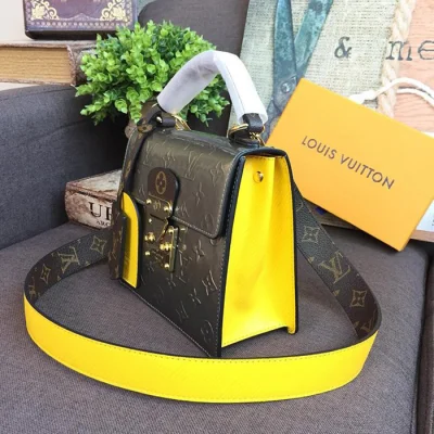 Сумка Louis Vuitton Spring Street M90376 Monogram Vernis Bitume Metallise Metallic фото № 3 Сумка Louis Vuitton Spring Street M90376 Monogram Vernis Bitume Metallise Metallic фото № 3