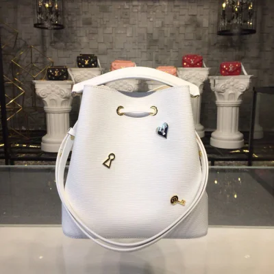 Сумка Louis Vuitton NeoNoe M53238 Epi Leather Blanc "White" фото № 4