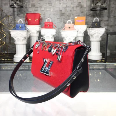 Сумка Louis Vuitton Twist MM M52895 Epi Leather Coquelicot "Red" фото № 4