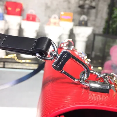 Сумка Louis Vuitton Twist MM M52895 Epi Leather Coquelicot "Red" фото № 7