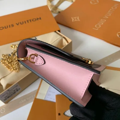 Сумка Louis Vuitton Flore Chain Wallet M67405 Monogram Canvas Rose Ballerine Pink "Brown" фото № 5