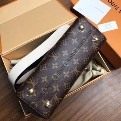 Сумка Louis Vuitton Cluny BB M44454 Monogram Canvas Lie De Vin Red "Brown" фото № 7