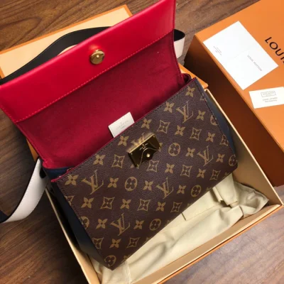 Сумка Louis Vuitton Cluny BB M44454 Monogram Canvas Lie De Vin Red "Brown" фото № 8