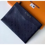 Клатч Louis Vuitton Monogram Empreinte Daily Pouch Clutch Bag Dark Blue 2018 "Navy Blue"