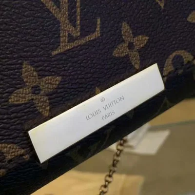 Сумка Louis Vuitton M40717 Favorite PM Monogram Canvas "Brown" фото № 6 Сумка Louis Vuitton M40717 Favorite PM Monogram Canvas "Brown" фото № 6