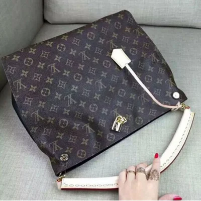 Сумка Louis Vuitton M41621 Gaia Hobo Bag Monogram Canvas "Brown" фото № 4