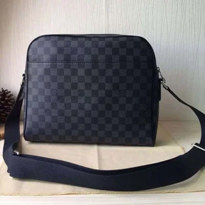 Сумка Louis Vuitton N41409 Dayton Reporter MM Messenger Bag Damier Graphite Canvas "Graphite" фото № 3