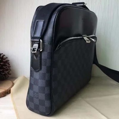 Сумка Louis Vuitton N41409 Dayton Reporter MM Messenger Bag Damier Graphite Canvas "Graphite" фото № 4