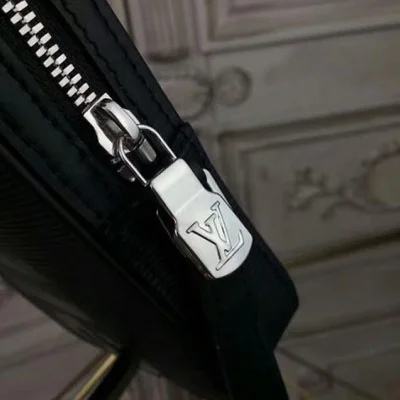 Сумка Louis Vuitton x Supreme Danube PPM M54789 Epi Leather "Black" фото № 8