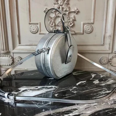 Сумка Louis Vuitton Petite Boite Chapeau M53074 Epi Leather фото № 3 Сумка Louis Vuitton Petite Boite Chapeau M53074 Epi Leather фото № 3