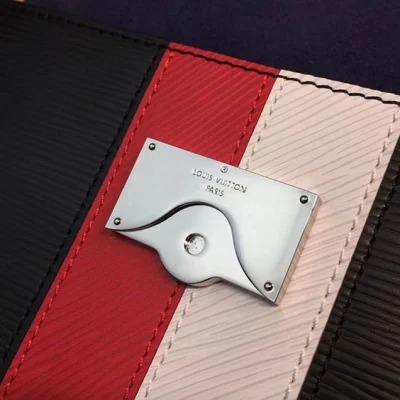 Сумка Louis Vuitton Epi Leather Cluny BB M51966 "Black" фото № 8 Сумка Louis Vuitton Epi Leather Cluny BB M51966 "Black" фото № 8